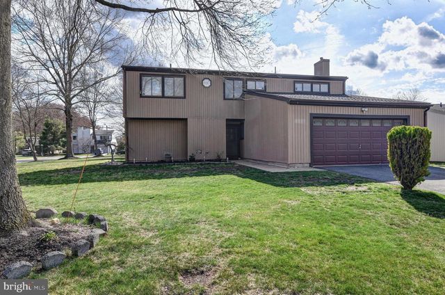 139 DAWN CT, Old Bridge, NJ 08857