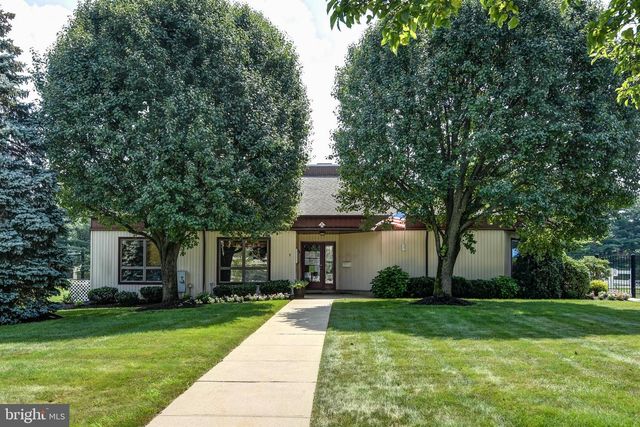 139 DAWN CT, Old Bridge, NJ 08857