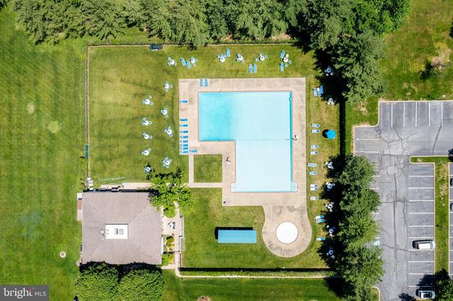 139 DAWN CT, Old Bridge, NJ 08857