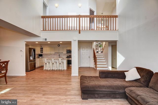 139 DAWN CT, Old Bridge, NJ 08857