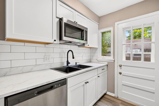 3444 Kimberly Avenue, Columbus, OH 43224