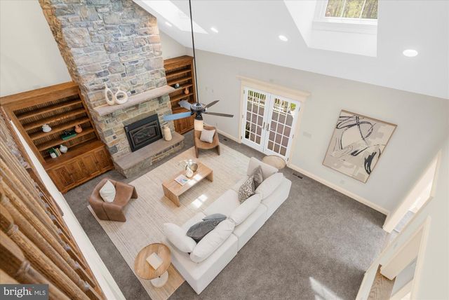 160 S ALLENTOWN RD, Telford, PA 18969