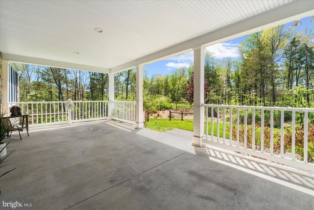 160 S ALLENTOWN RD, Telford, PA 18969