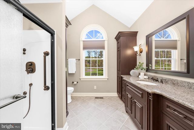 160 S ALLENTOWN RD, Telford, PA 18969
