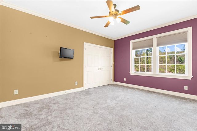 160 S ALLENTOWN RD, Telford, PA 18969