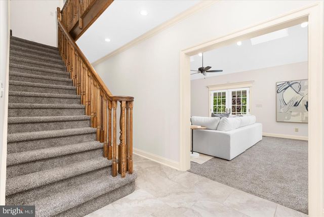 160 S ALLENTOWN RD, Telford, PA 18969