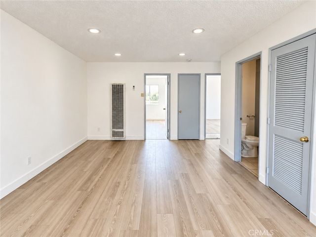 801 E Chestnut Street 8, Glendale, CA 91205