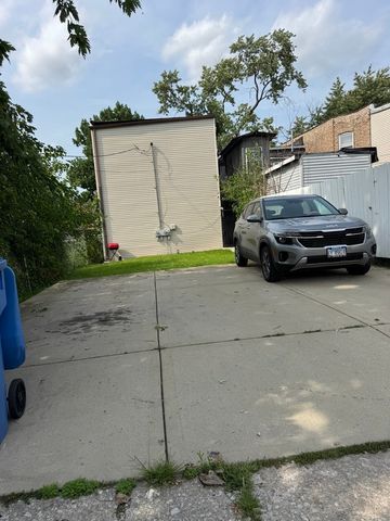 707 E 92nd Place, Chicago, IL 60619