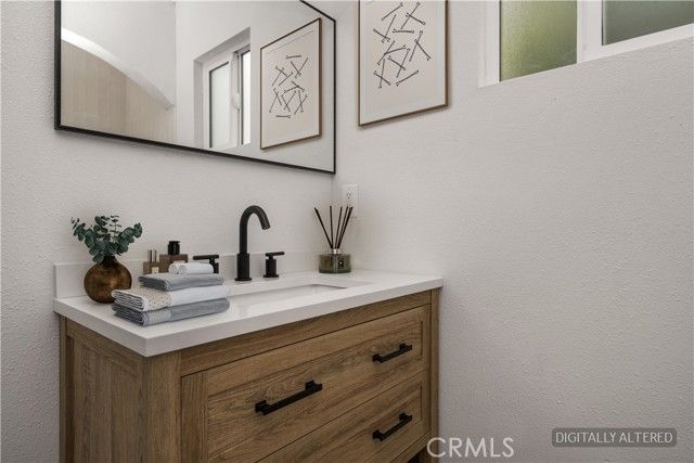 531 W 107th, Los Angeles, CA 90044