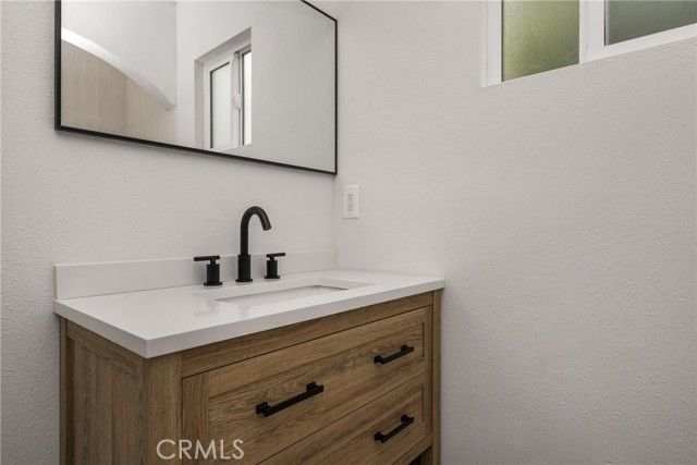 531 W 107th, Los Angeles, CA 90044