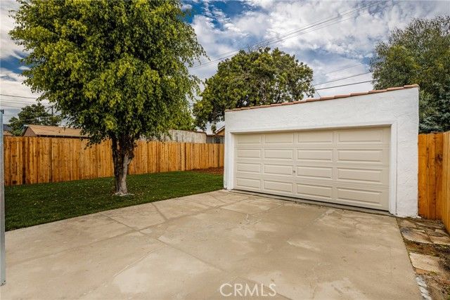 531 W 107th, Los Angeles, CA 90044