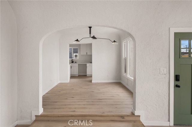 531 W 107th, Los Angeles, CA 90044