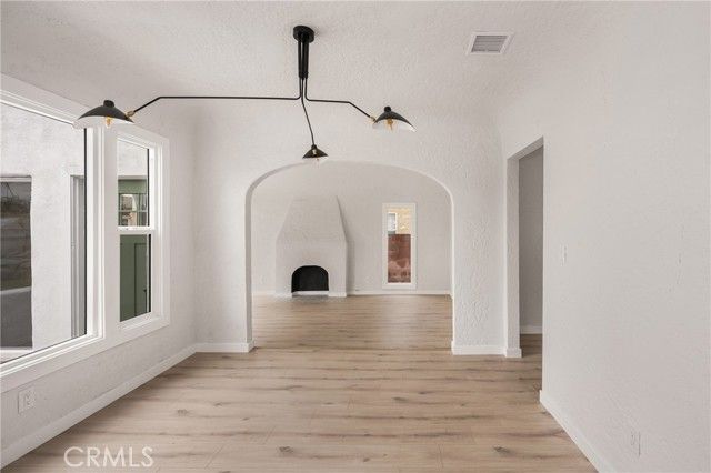 531 W 107th, Los Angeles, CA 90044