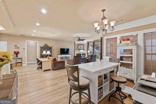 1001 Water Front Road, Greensboro, GA 30642