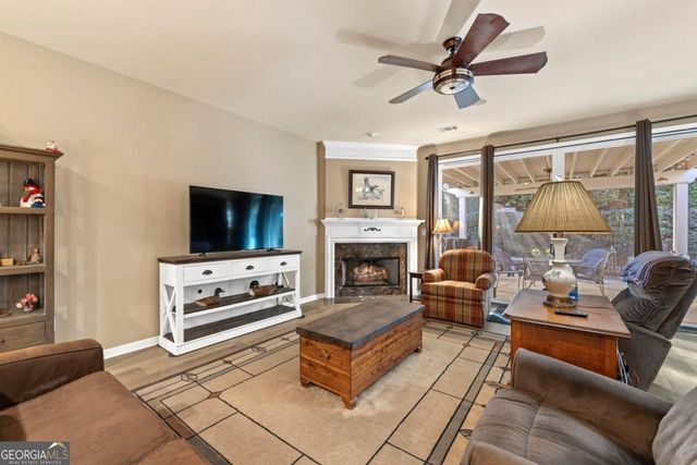 1001 Water Front Road, Greensboro, GA 30642