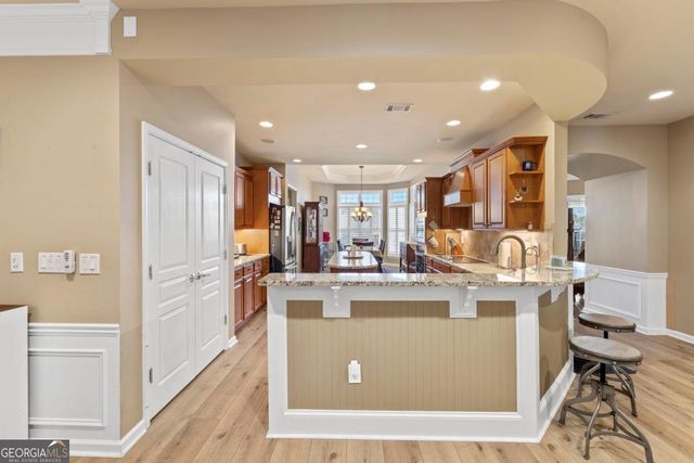 1001 Water Front Road, Greensboro, GA 30642