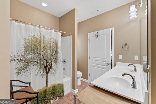 1001 Water Front Road, Greensboro, GA 30642