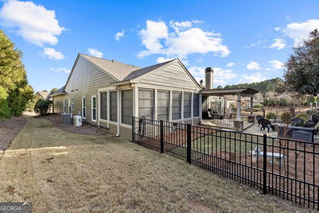 1001 Water Front Road, Greensboro, GA 30642