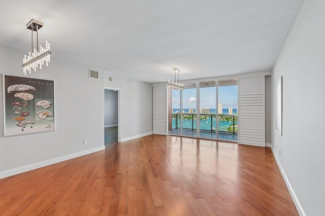 2640 Lake Shore Drive 2508, Riviera Beach, FL 33404