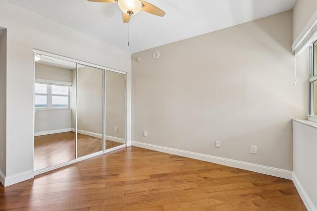 2640 Lake Shore Drive 2508, Riviera Beach, FL 33404
