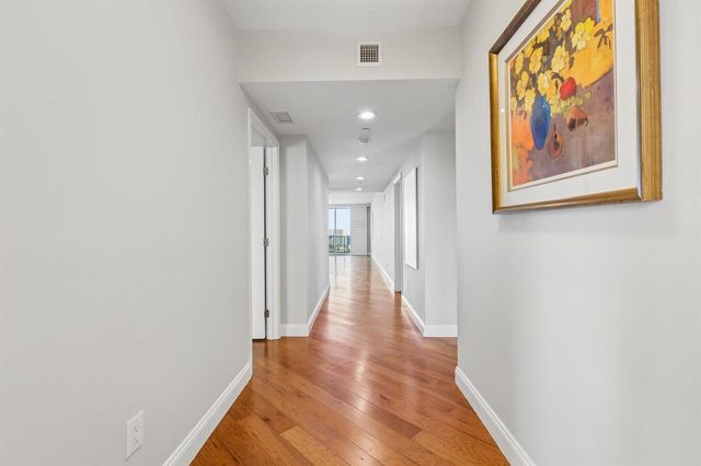 2640 Lake Shore Drive 2508, Riviera Beach, FL 33404