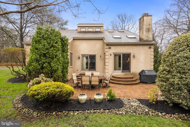 20 GOLF VIEW DR, Voorhees, NJ 08043