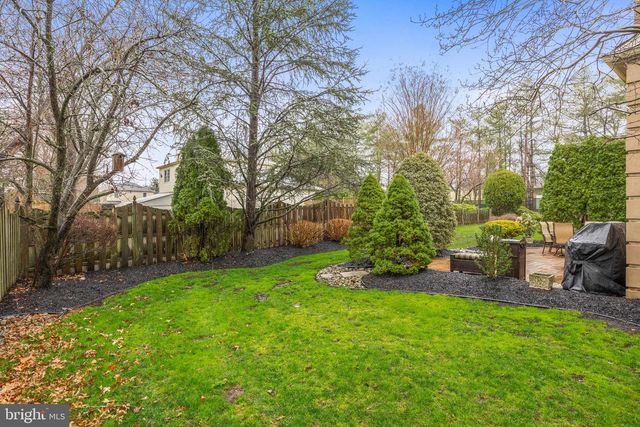 20 GOLF VIEW DR, Voorhees, NJ 08043