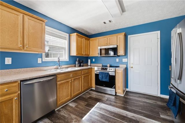 114 Sanders Walk, Mcdonough, GA 30252