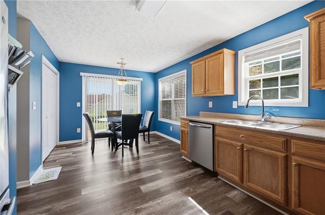 114 Sanders Walk, Mcdonough, GA 30252