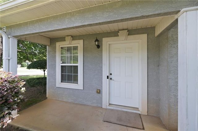 114 Sanders Walk, Mcdonough, GA 30252