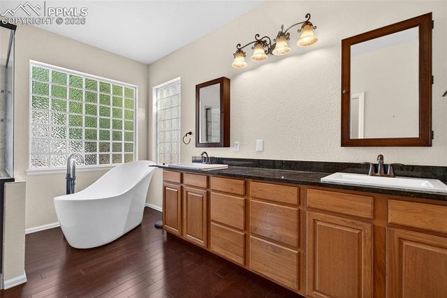 15151 Ridgefield Lane, Colorado Springs, CO 80921