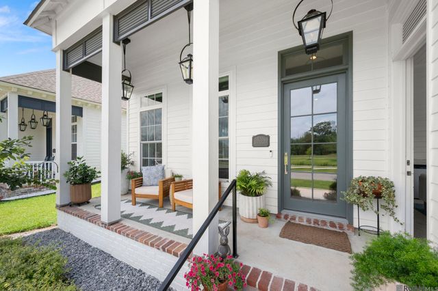 14006 Mullins Way, Baton Rouge, LA 70817