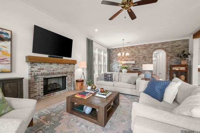 14006 Mullins Way, Baton Rouge, LA 70817