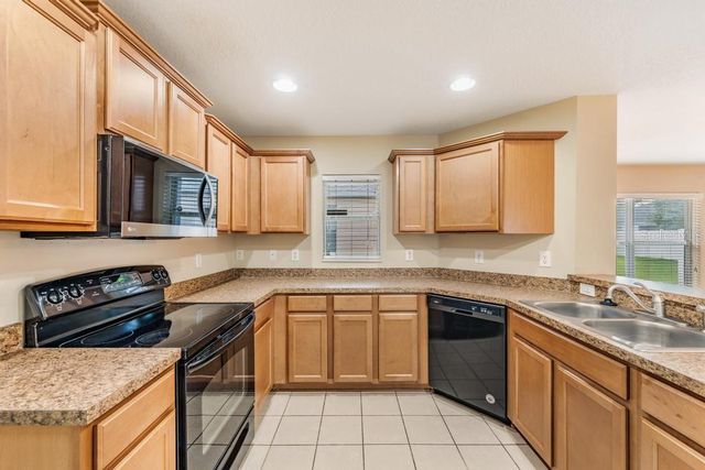 7013 FOREST MERE DRIVE, Riverview, FL 33578