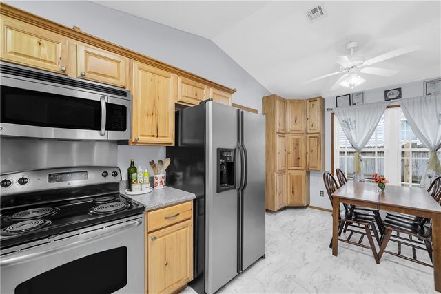 1210 Spring Street, Bentonville, AR 72712