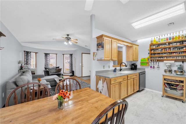 1210 Spring Street, Bentonville, AR 72712