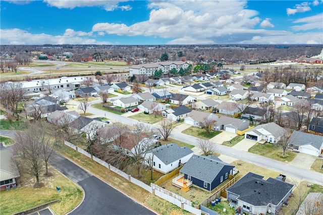 1210 Spring Street, Bentonville, AR 72712