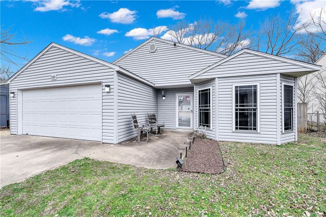 1210 Spring Street, Bentonville, AR 72712