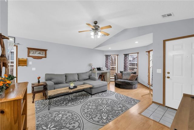 1210 Spring Street, Bentonville, AR 72712