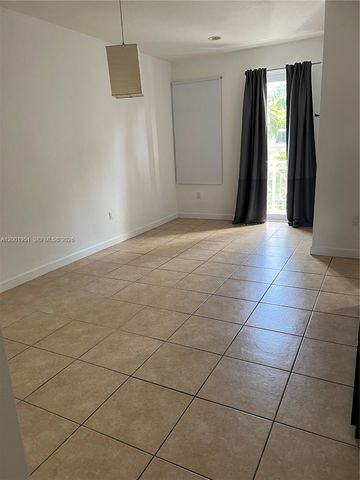 11440 NW 75th Ter, Doral, FL 33178