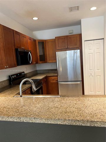 11440 NW 75th Ter, Doral, FL 33178