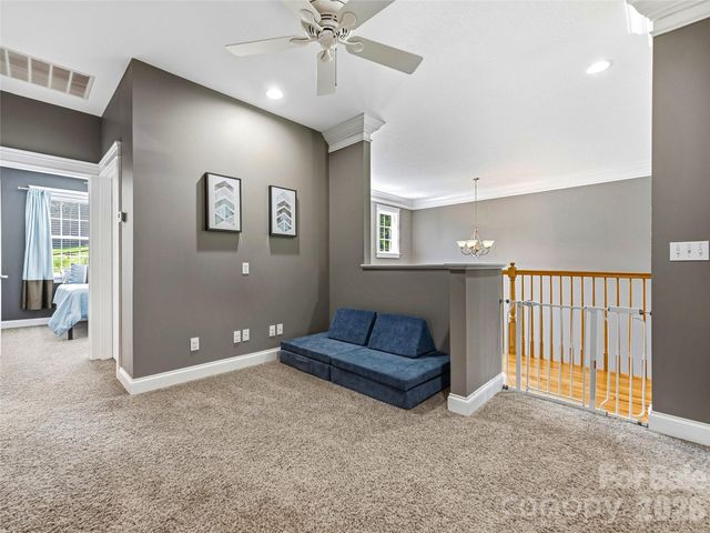 8 Old Farm House Road, Weaverville, NC 28787