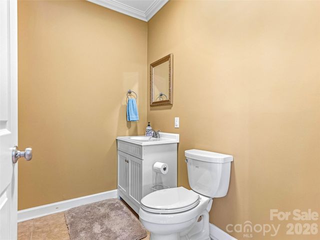8 Old Farm House Road, Weaverville, NC 28787
