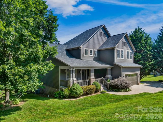 8 Old Farm House Road, Weaverville, NC 28787