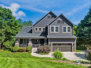 8 Old Farm House Road, Weaverville, NC 28787