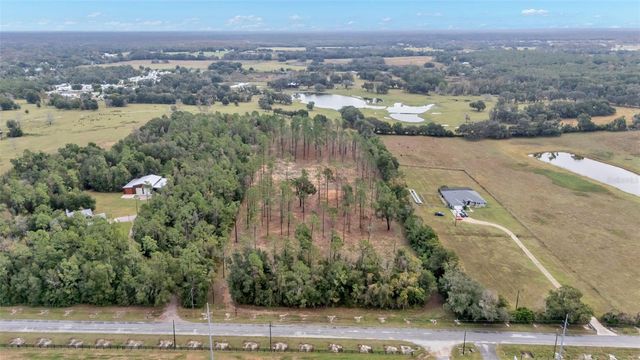 17738 POWERLINE ROAD, Dade City, FL 33523
