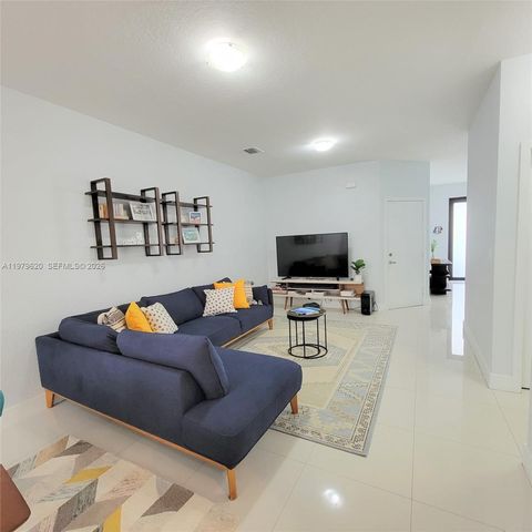 491 SW 91st Pl, Miami, FL 33174