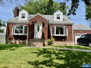 128 Overpeck Avenue, Ridgefield Park, NJ 07660