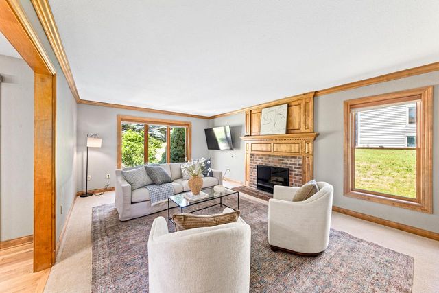 3106 Fox Ridge DRIVE, Waukesha, WI 53189
