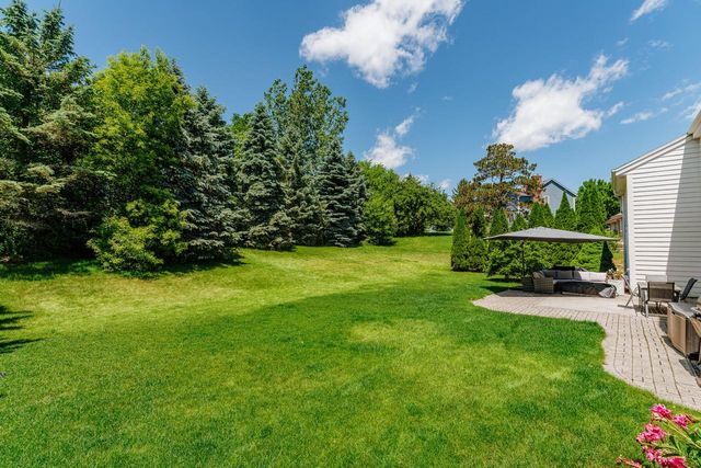 3106 Fox Ridge DRIVE, Waukesha, WI 53189